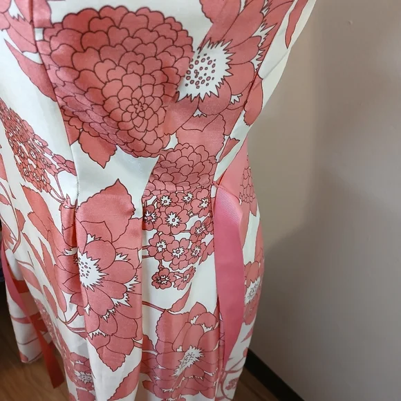 Dressbarn Floral Satin-Look Fit & Flare Dress – Size 4 - Picture 16 of 16